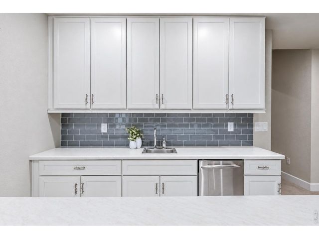15437 W 50th Pl, Golden, CO 80403