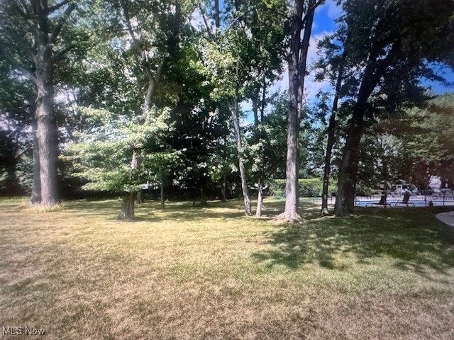 33803 Electric Boulevard H-17, Avon Lake, OH 44012