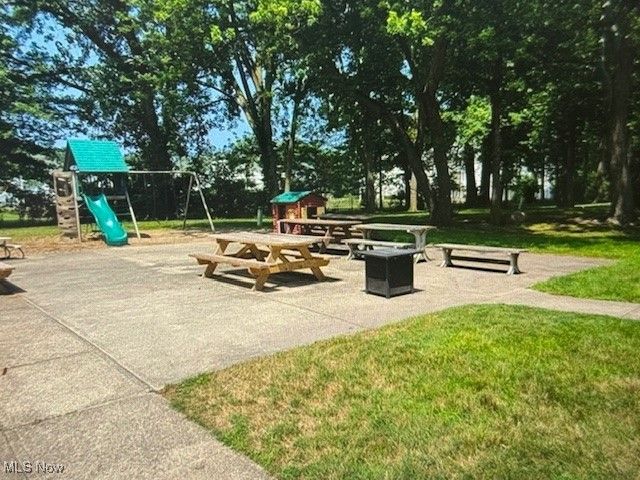 33803 Electric Boulevard H-17, Avon Lake, OH 44012