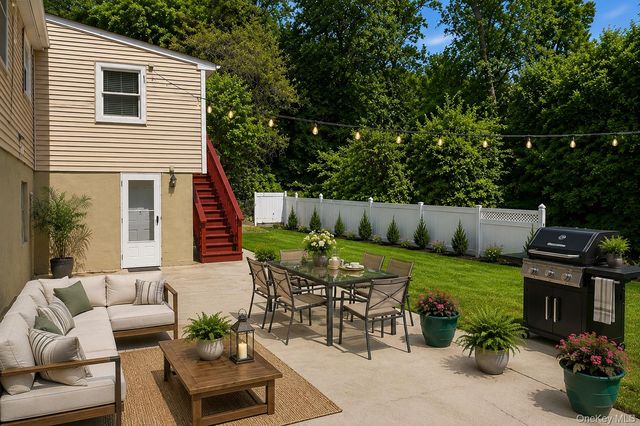 44 Kent Road, White Plains, NY 10603