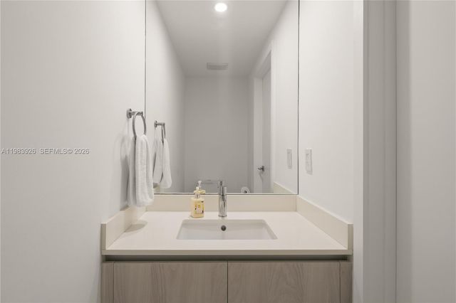 3131 NE 7th Ave 1202, Miami, FL 33137