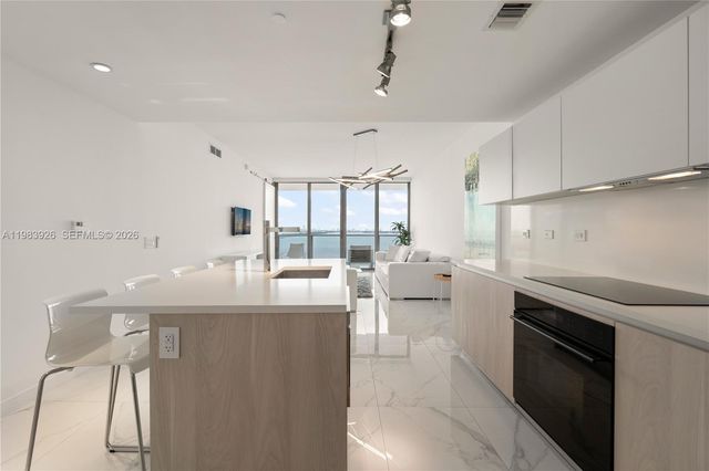 3131 NE 7th Ave 1202, Miami, FL 33137