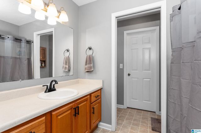 120 HOLLEY CIRCLE, Oxford, AL 36203