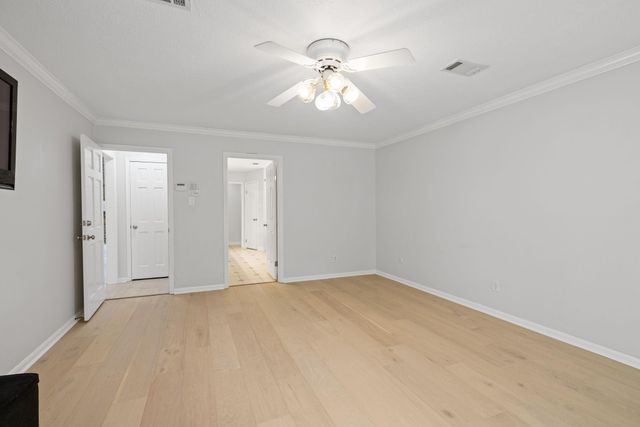 9203 Godstone Lane, Spring, TX 77379