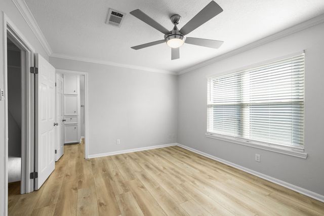 9203 Godstone Lane, Spring, TX 77379