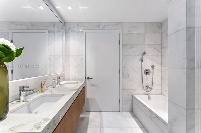 500 Alton Rd 1802, Miami Beach, FL 33139