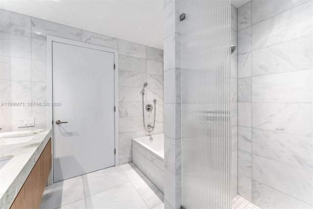 500 Alton Rd 1802, Miami Beach, FL 33139