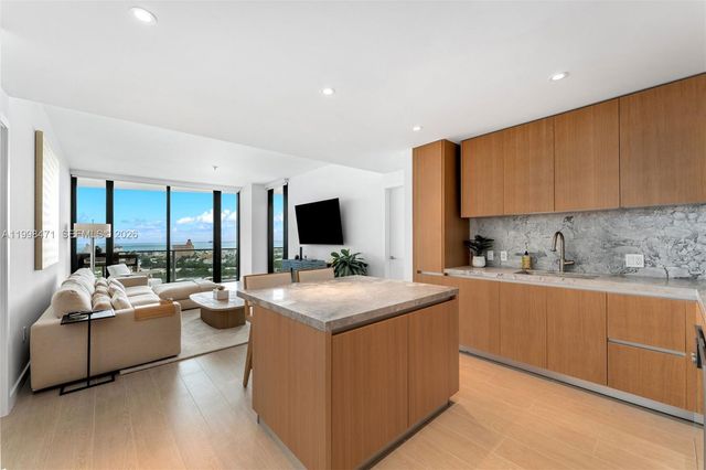 500 Alton Rd 1802, Miami Beach, FL 33139