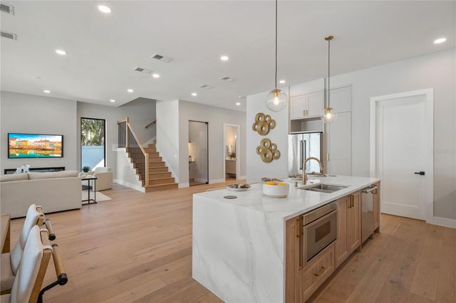 785 N PHELPS AVENUE, Winter Park, FL 32789