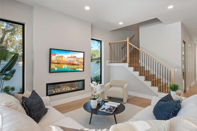 785 N PHELPS AVENUE, Winter Park, FL 32789