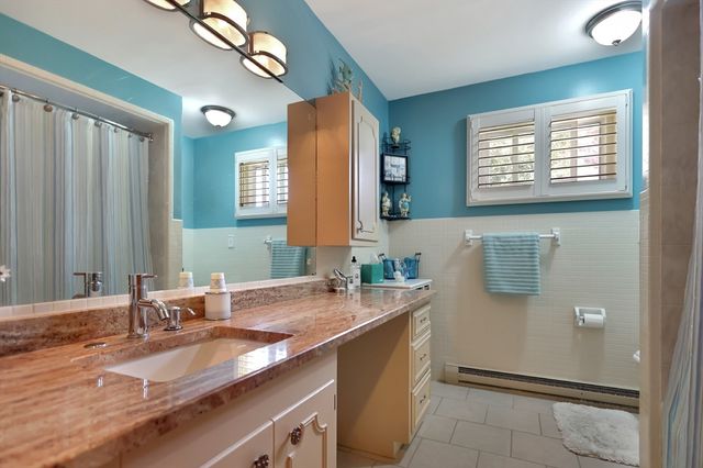 55 Victory Ave, Haverhill, MA 01830
