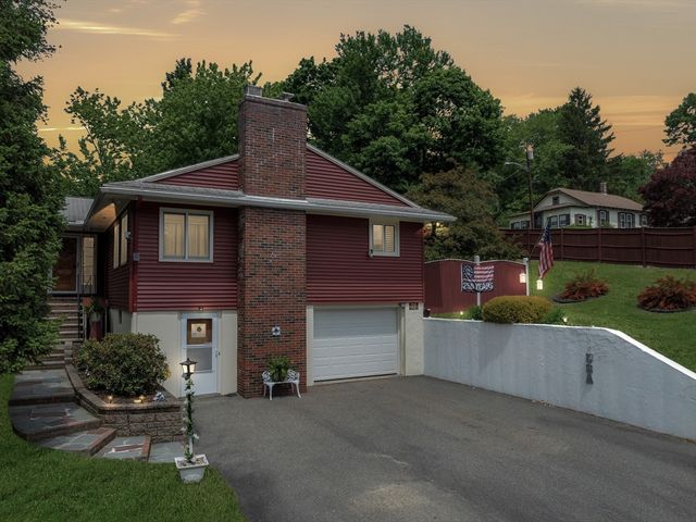 55 Victory Ave, Haverhill, MA 01830