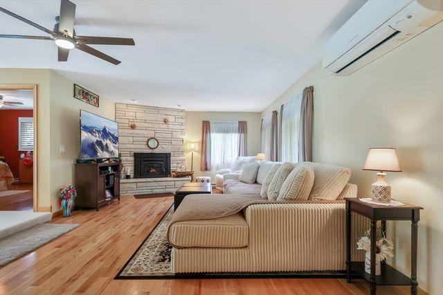 55 Victory Ave, Haverhill, MA 01830