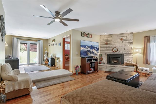 55 Victory Ave, Haverhill, MA 01830