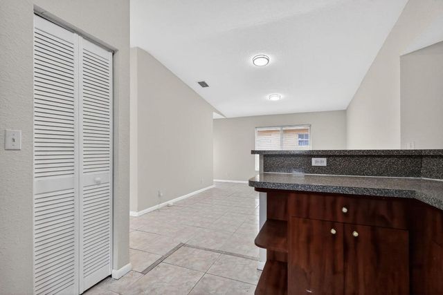 2208 Evans Street, Hollywood, FL 33020