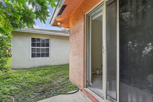 2208 Evans Street, Hollywood, FL 33020