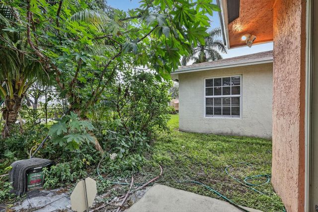 2208 Evans Street, Hollywood, FL 33020