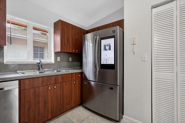 2208 Evans Street, Hollywood, FL 33020