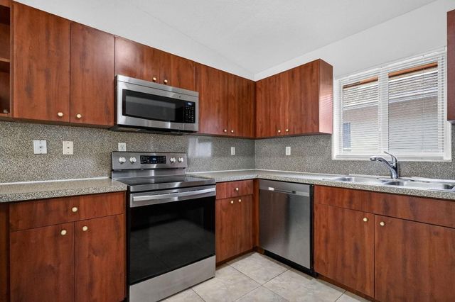 2208 Evans Street, Hollywood, FL 33020