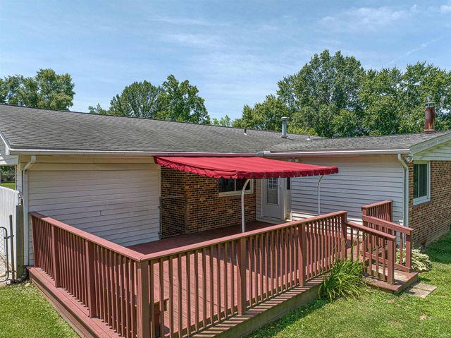 6709 W Schmitt Lane, Evansville, IN 47720