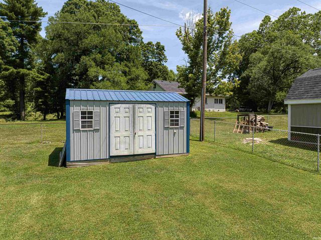 6709 W Schmitt Lane, Evansville, IN 47720