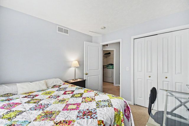 1186 La Paloma Drive SW 32, Wyoming, MI 49509