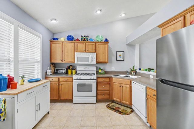 1186 La Paloma Drive SW 32, Wyoming, MI 49509