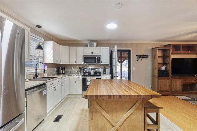 315 Laurel Road, Carrollton, GA 30117