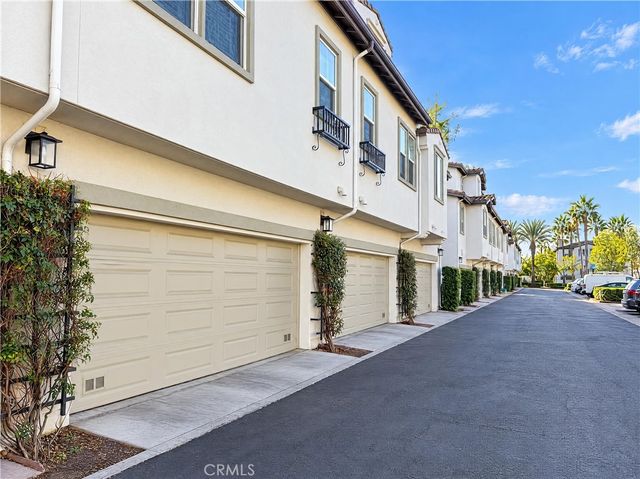 82 Preston, Buena Park, CA 90621