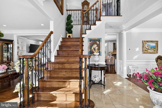 2013 SULLIVAN LN, Silver Spring, MD 20906