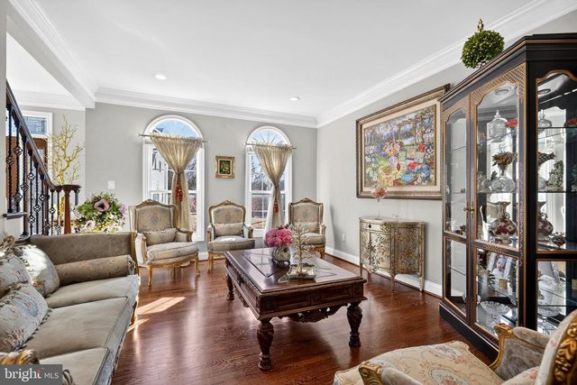 2013 SULLIVAN LN, Silver Spring, MD 20906