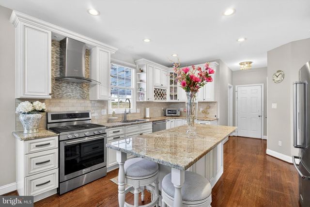 2013 SULLIVAN LN, Silver Spring, MD 20906