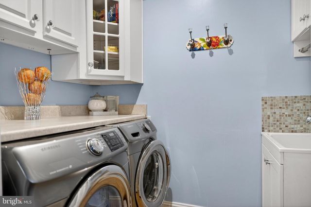 2013 SULLIVAN LN, Silver Spring, MD 20906