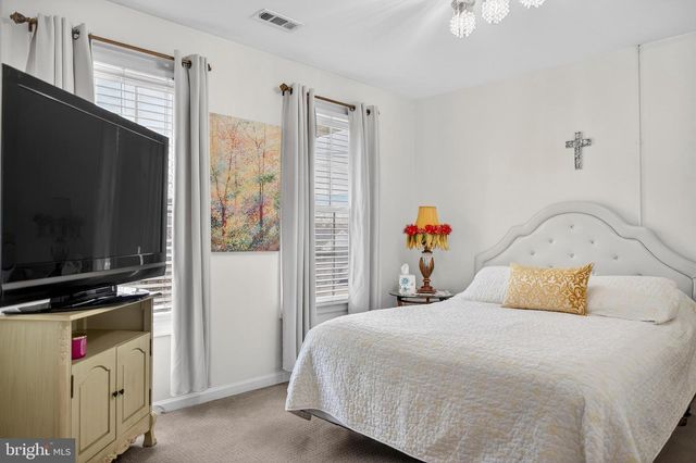 2013 SULLIVAN LN, Silver Spring, MD 20906