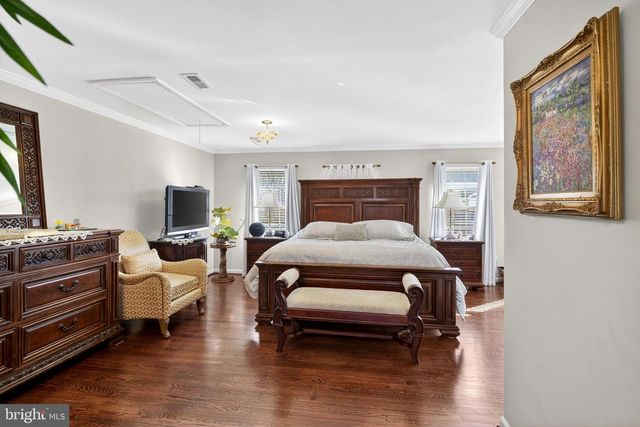 2013 SULLIVAN LN, Silver Spring, MD 20906