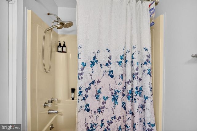 2013 SULLIVAN LN, Silver Spring, MD 20906