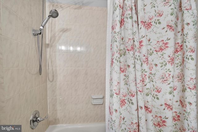 2013 SULLIVAN LN, Silver Spring, MD 20906