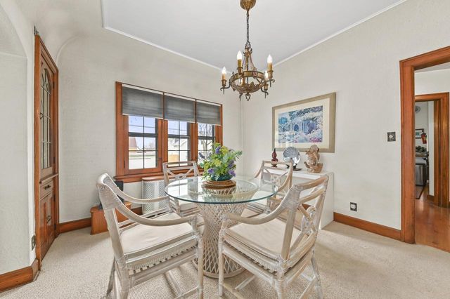 3290 N 44th STREET, Milwaukee, WI 53216