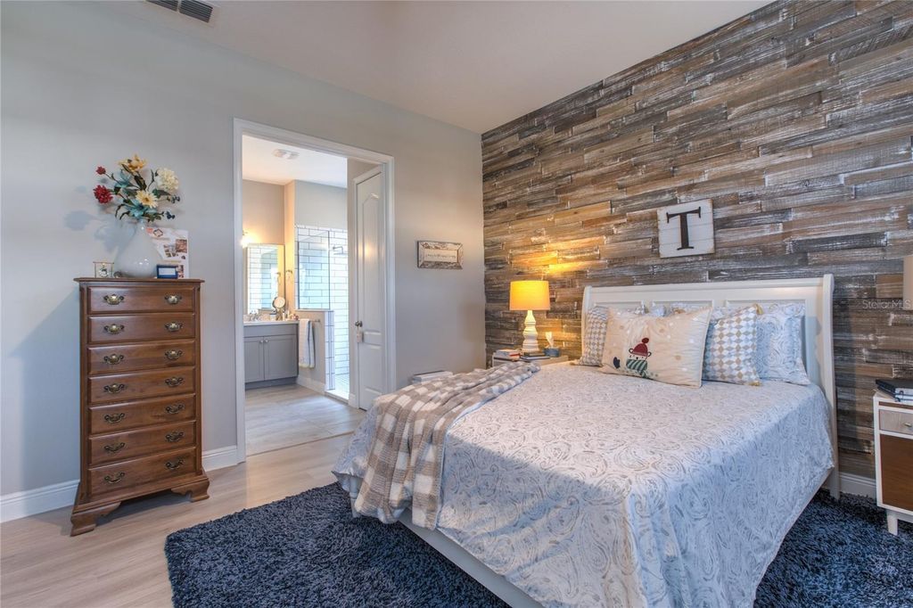 Image 6 of property listing at 9056 YONATH STREET, Orlando, FL 32827