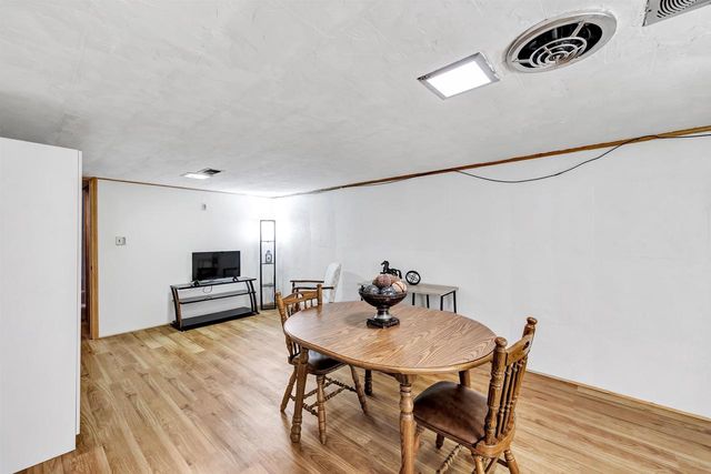 833 SPRUCE STREET, De Pere, WI 54115