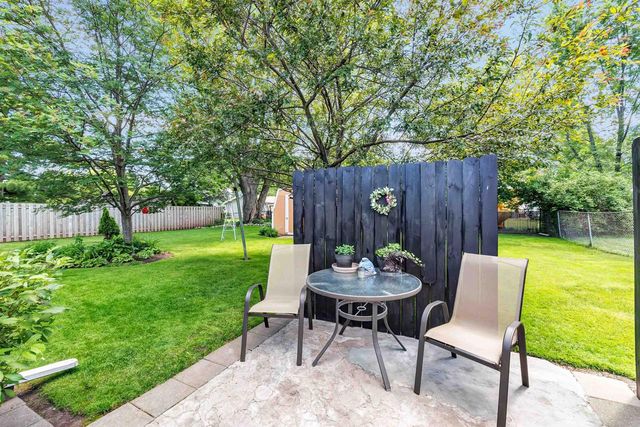 833 SPRUCE STREET, De Pere, WI 54115