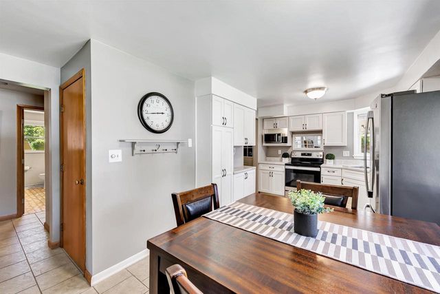 833 SPRUCE STREET, De Pere, WI 54115