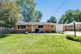 833 SPRUCE STREET, De Pere, WI 54115