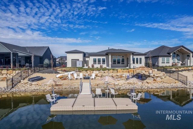 10651 W Otter Rock Dr, Star, ID 83669