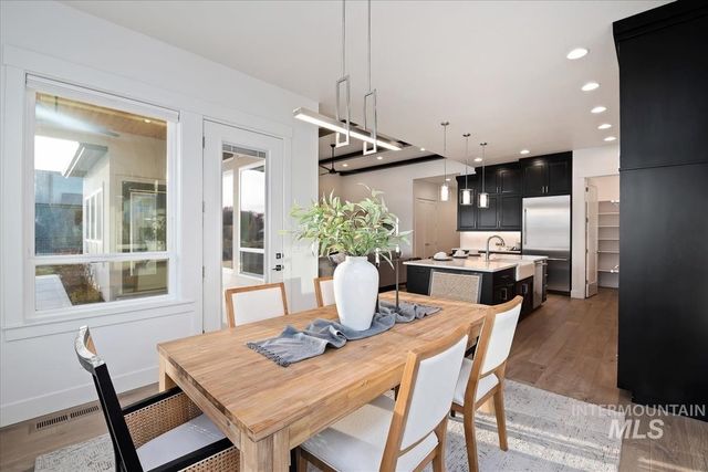 10651 W Otter Rock Dr, Star, ID 83669