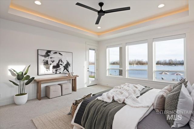 10651 W Otter Rock Dr, Star, ID 83669