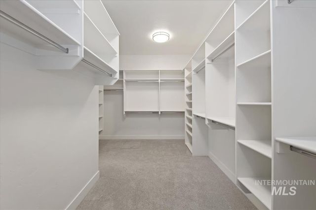 10651 W Otter Rock Dr, Star, ID 83669