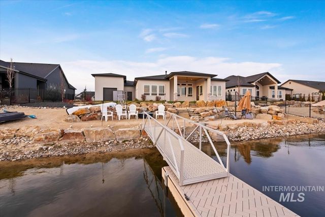 10651 W Otter Rock Dr, Star, ID 83669