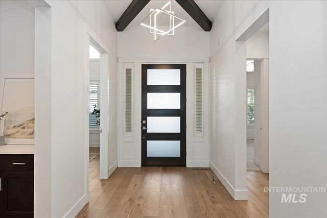 10651 W Otter Rock Dr, Star, ID 83669