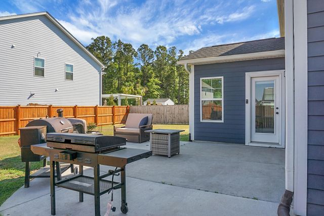 126 Headwater Drive, Summerville, SC 29486